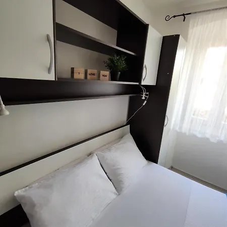 Apartman Josip Garica Exterior photo